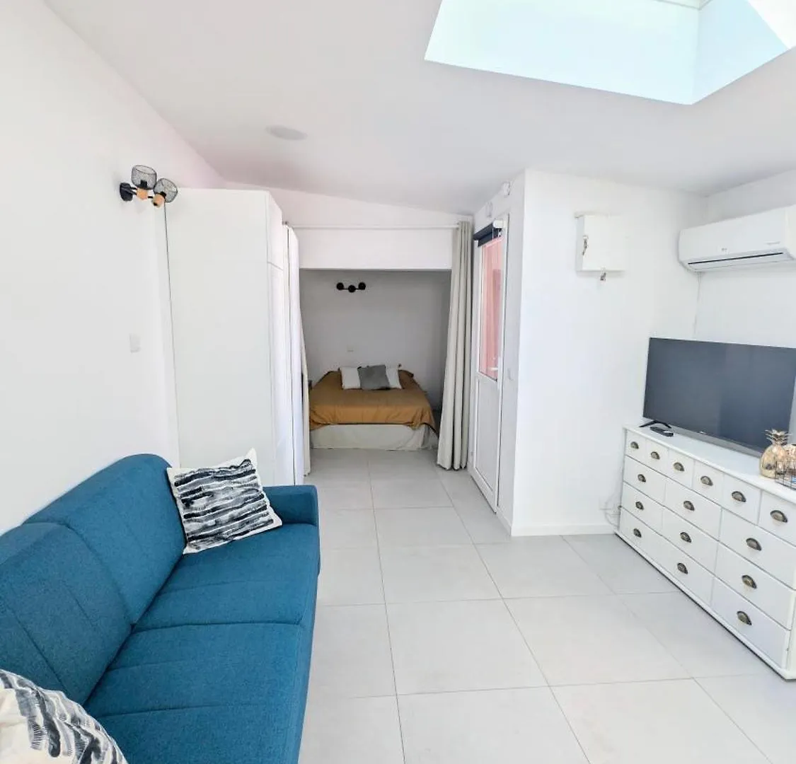 Grand Studio Independant Marseille Apartman